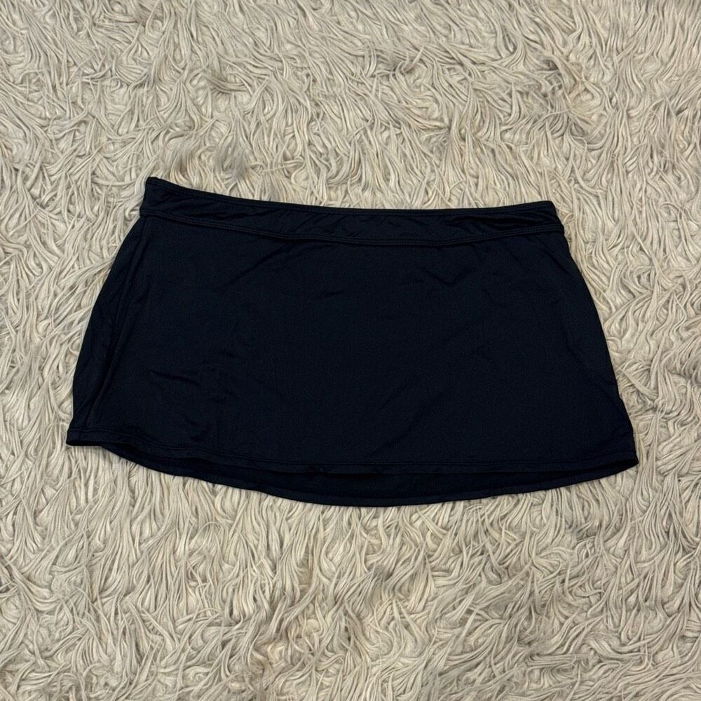 Swimsuit bottoms size large